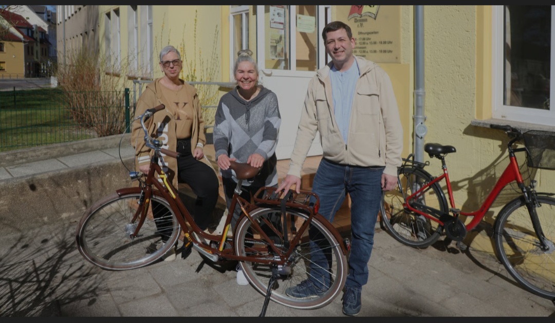 Dank an unsere großzügigen Spender – ein Rad für unseren Bücher-Bringedienst